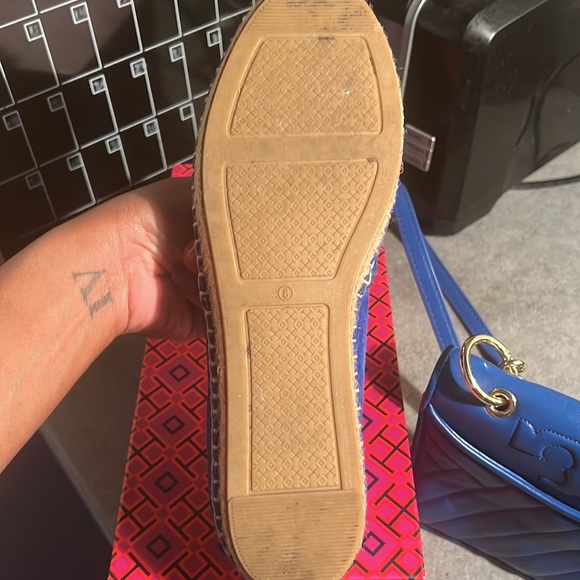 Bag and shoe - Picture 2 of 3